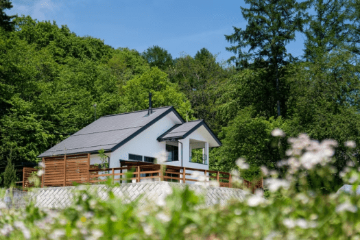 グループやファミリーに人気！心を解放するおしゃれな隠れ家