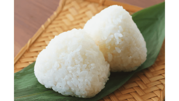 手塩にかけて育てたお米で結ぶおにぎりは別格の美味しさ！！