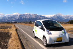 気軽にレンタル。安曇野の街をECOカーでお散歩！