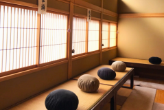 自分のコンディションに合わせて、姿勢を変えることが出来ます