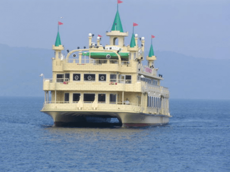 洞爺湖遊覧船
往復約５０分の船旅♪
洞爺湖をより近くに感じられます♪