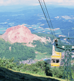 昭和新山「ロープウェー」
洞爺湖・昭和新山の雄大な景観を、ロープウェーで独り占め♪