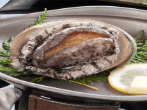 【1日3組限定】夕食は活あわび踊り焼きか松阪牛しゃぶしゃぶが選べる和会席を椅子席で