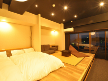 【プレミアム和洋室】有田焼のお風呂と絶景が自慢の１２畳和洋室