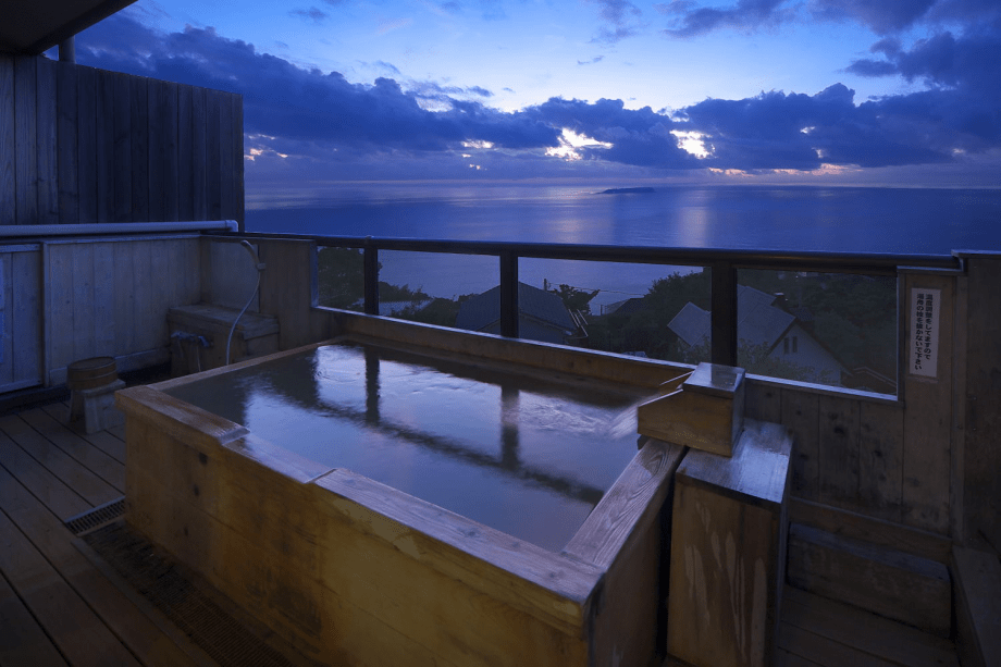 南熱海網代山温泉 竹林庵みずの くつろぎの和室 暁 2f 和室15畳 客室露天風呂付 プランを選ぶ