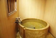 【コテージ和室】　源泉100％かけ流し露天風呂付き【禁煙】