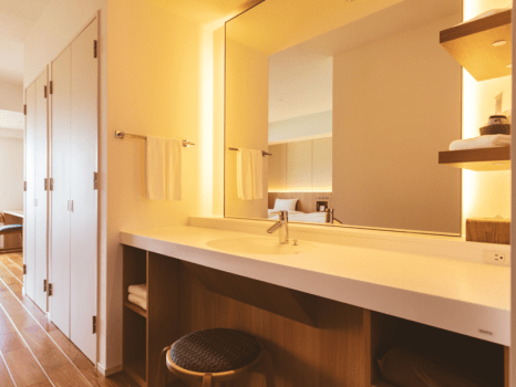 Deluxe Twin Room - Disability Access (with shower and bathtub)