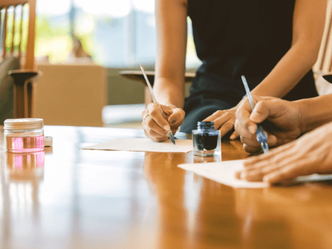 旅の思い出にお好きな文字・絵を描かれるのはいかがでしょうか。