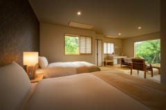 [Detached Villa] SABUROU (with Low-Temperature Sauna) ◆ Modern Japanese-Western Room with Open-Air Bath (16 Tatami)