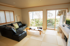 [Detached Villa] SABUROU (with Low-Temperature Sauna) ◆ Modern Japanese-Western Room with Open-Air Bath (16 Tatami)
