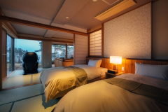 [Tenbou Building – Scenic View 2F] JIROU <Superior Room> ◆ Modern Japanese-Western Room with Open-Air Bath (20 Tatami)