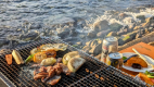 【DM限定プラン】☆お昼は目の前の渚でBBQ☆1泊3食付☆海水浴＆釣り＆BBQで夏休み満喫！【7/11~8/31】