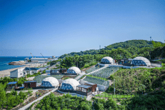 【ドッグテラス・プレミアム】4ベッド・直径7ｍ＜”tsuki”＞ドームテント・バスタブ《ペットOK》