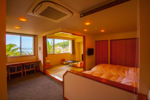 【八丈島】オーシャンビュー｜和洋室（半露天温泉・トイレ洗面付）