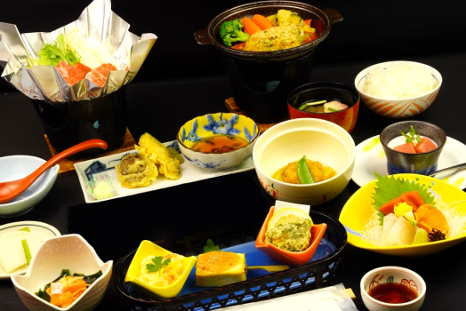 【創作膳コース(９月イメージ)】県産牛の利久鍋や海老と雫石産椎茸の天ぷら、等々★