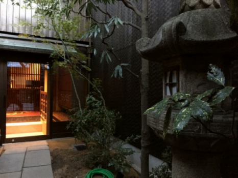 充分体验京都的传统木造建筑 住宿一晚附早晚餐的标准方案