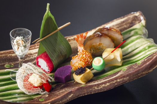 ◇記念日プラン◇スパークリングワインでお祝い！～料理長特選会席を楽しむ〜夕朝食付プラン