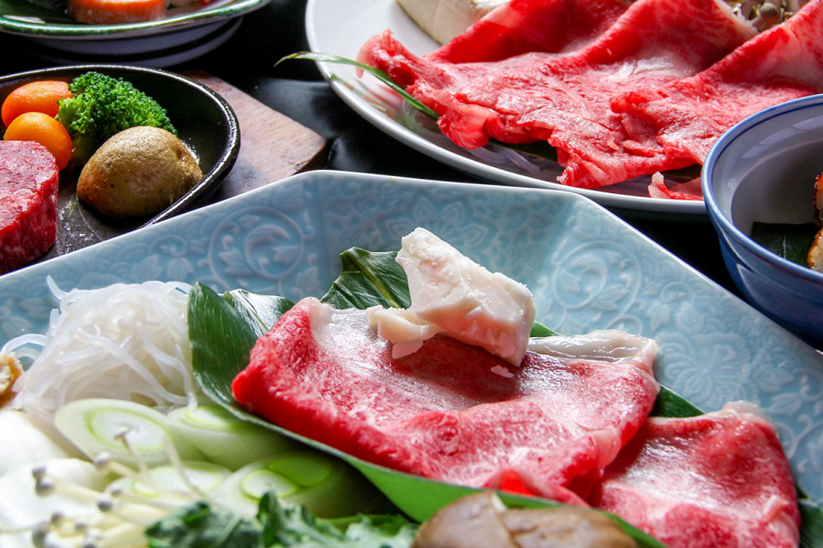 【1泊2食付】米沢牛を4種の食べ方で堪能♪二人で楽しむ「米沢牛食べ尽くし」プラン【個室会食】