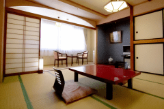 お部屋おまかせ（和室8畳以上もしくは和洋室 選べません）