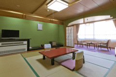 温泉付き客室・新館（和室12.5畳・専用風呂/トイレあり）