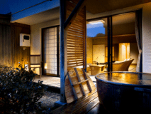 【本丸】露天風呂付デラックス和室の一例（山側】