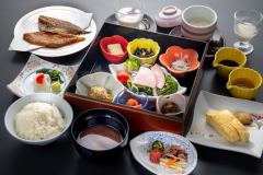 朝食の一例　※料理内容や器が異なる場合がございます。