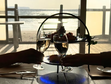 ＼女子旅・グループ限定／絶景ビーチで楽しむご褒美ステイ 1泊夕食付き・3大特典付きでおトク！