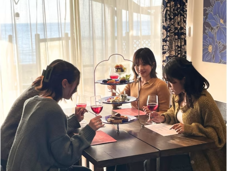 ＼女子旅・グループ限定／絶景ビーチで楽しむご褒美ステイ 1泊夕食付き・3大特典付きでおトク！