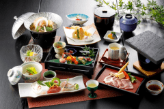 【春惜しみの膳】地元「菰野豚」の溶岩焼と「伊勢鶏」のお鍋はヘルシー且つジューシー♪