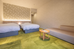 絨毯のやさしい感触が旅の疲れを癒してくれます。