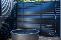 ＜愛犬入場不可＞【1棟貸切トレーラーハウス】露天風呂＆ウッドデッキ