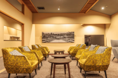 【プレミアムラウンジ】1室限定和洋室・1室限定露天風呂付き和洋室のお客様専用のラウンジです。