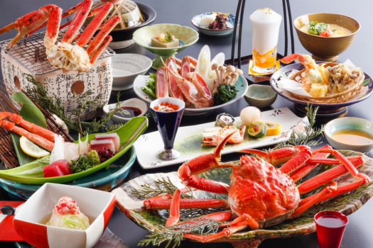 【当館おすすめ〇蟹姿付きフルコース】まるごと姿茹で・刺し・天婦羅・すき鍋ほか蟹料理三昧〇2食付 【当館おすすめ〇蟹姿付きフルコース】まるごと姿茹で・刺し・天婦羅・すき鍋ほか蟹料理三昧〇2食付