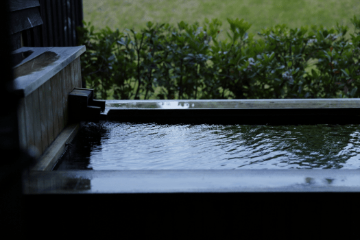 温泉を愉しむメゾネットタイプ【天然温泉の内湯・露天付】