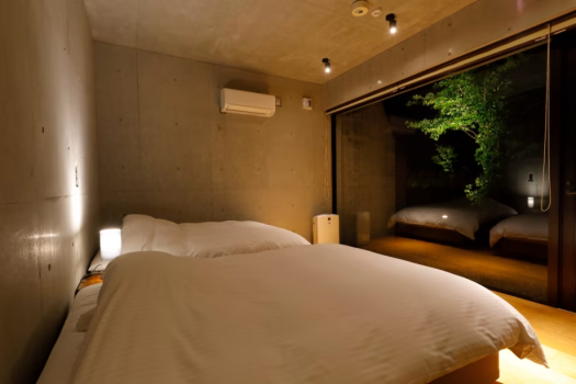 絶景を望むプレミアム洋室タイプ【天然温泉の半露天風呂付】