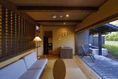 温泉を愉しむメゾネットタイプ【天然温泉の内湯・露天付】