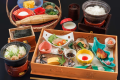 彩り豊かな和朝食膳をお召し上がりくださいませ