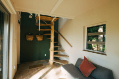 森の隠れ家「Treehouse」