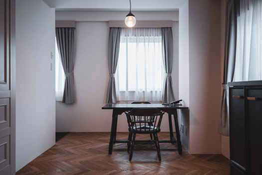 Old building suite [living room]