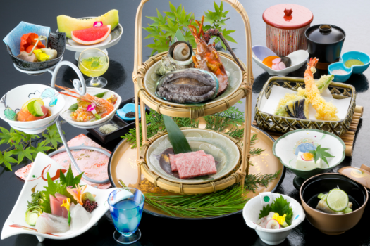 浜焼き会席一例※季節や仕入状況により器や料理内容が異なる場合がございます。