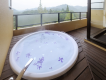 客室の露天風呂は沸かし湯です。