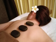 カウンセリングを行い、ご体調に合わせた施術を行っております。(完全予約制) カウンセリングを行い、ご体調に合わせた施術を行っております。(完全予約制)