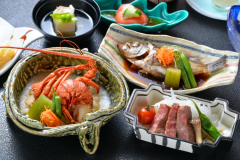 会席のメイン料理のご選択は事前にお願いしております。 会席のメイン料理のご選択は事前にお願いしております。