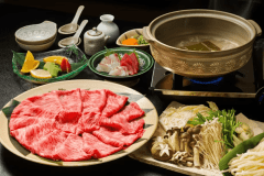 【松阪牛しゃぶしゃぶ】きめ細やかでなめらかな食感がたまらない！