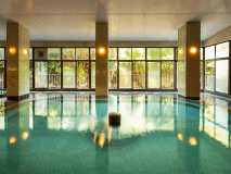 【大浴場◇むらさき】広々とした大浴場で、疲れた体も芯からポカポカ