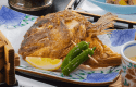 久遠名物「鯛のかぶと揚げ」 久遠名物「鯛のかぶと揚げ」