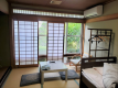 東向きの広い窓で、とても明るいお部屋です。