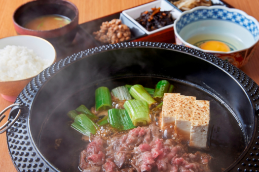 【選べる朝食４種】朝からごちそう！和の贅沢、牛すき定食♪