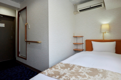 【客室】シングル96cm　シンプルだからこそ感じる贅沢、心落ち着くホテルルーム