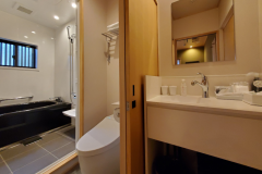 バストイレ バストイレ